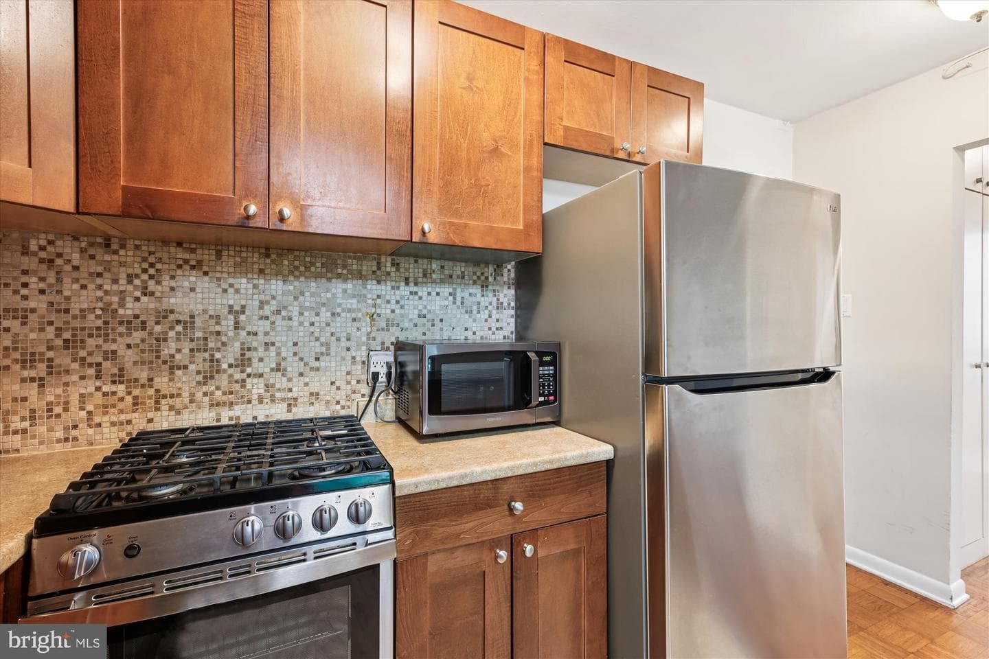 950 25th Street NW #709-N photo 12