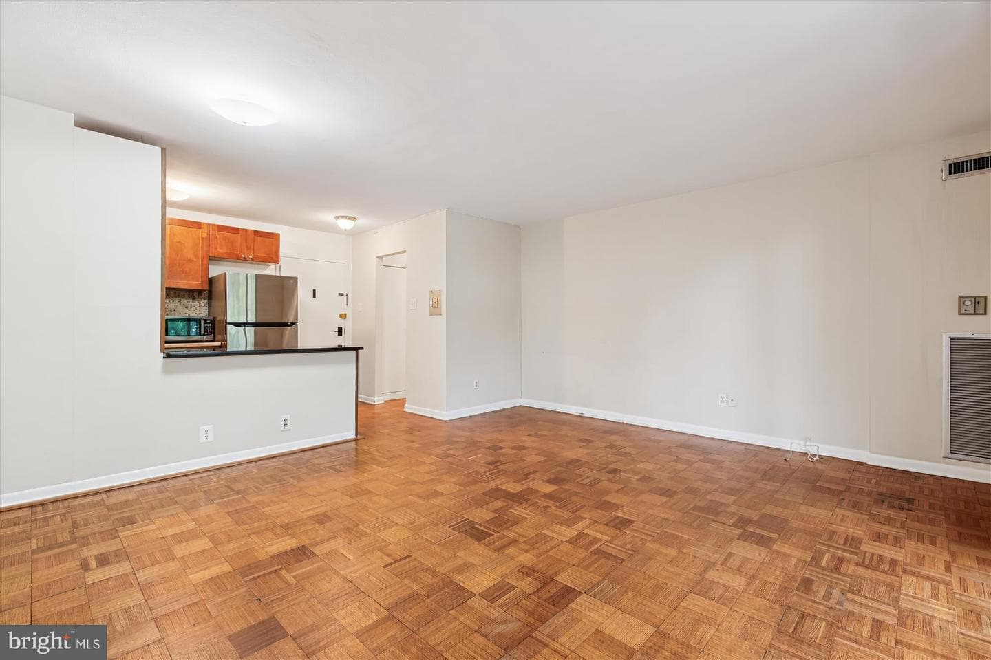 950 25th Street NW #709-N photo 17
