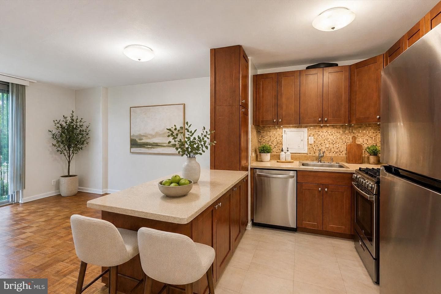 950 25th Street NW #709-N photo 4