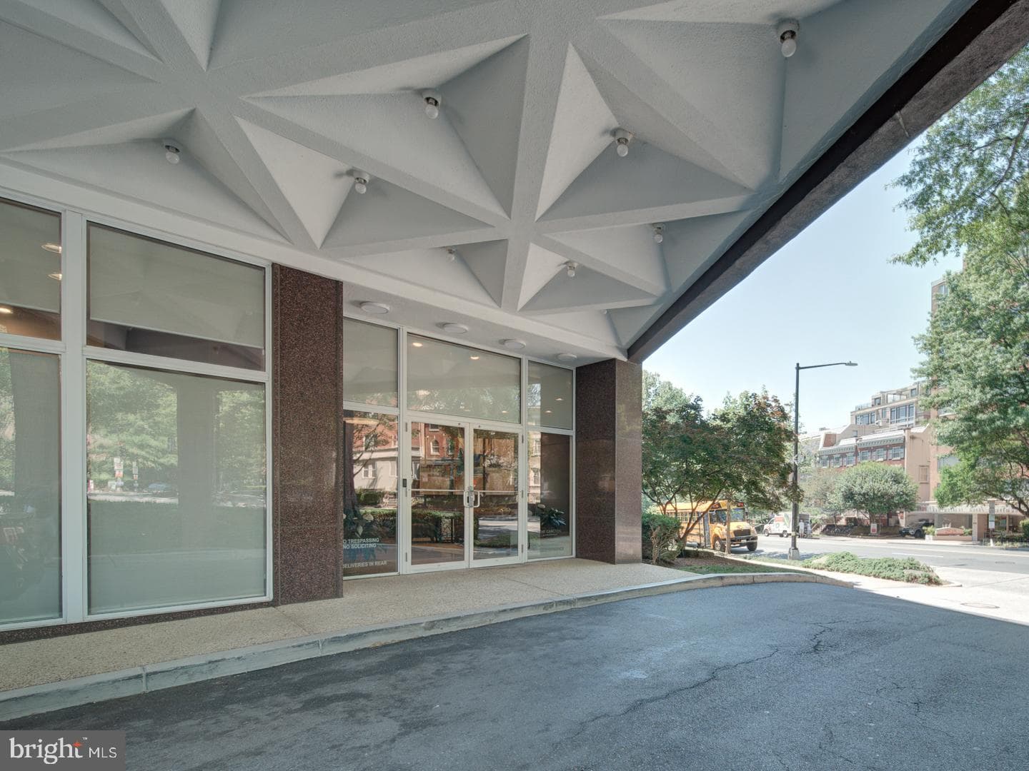 2829 Connecticut Avenue NW #606 photo 2
