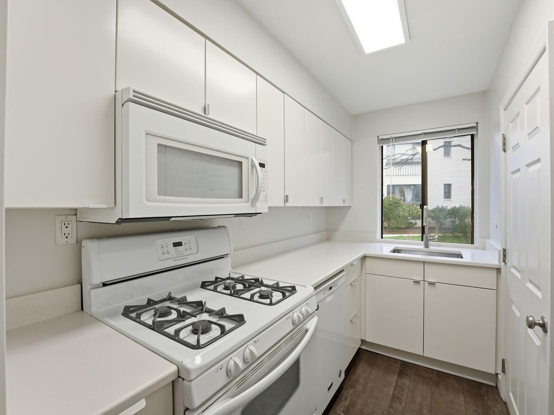 3835 Davis Place NW #2 photo 14