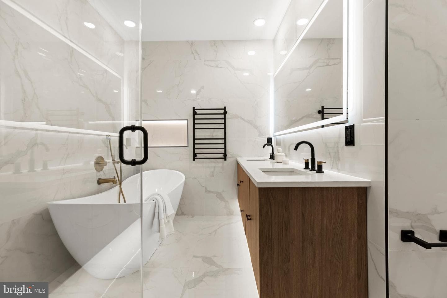 733 Euclid Street NW #303 photo 34