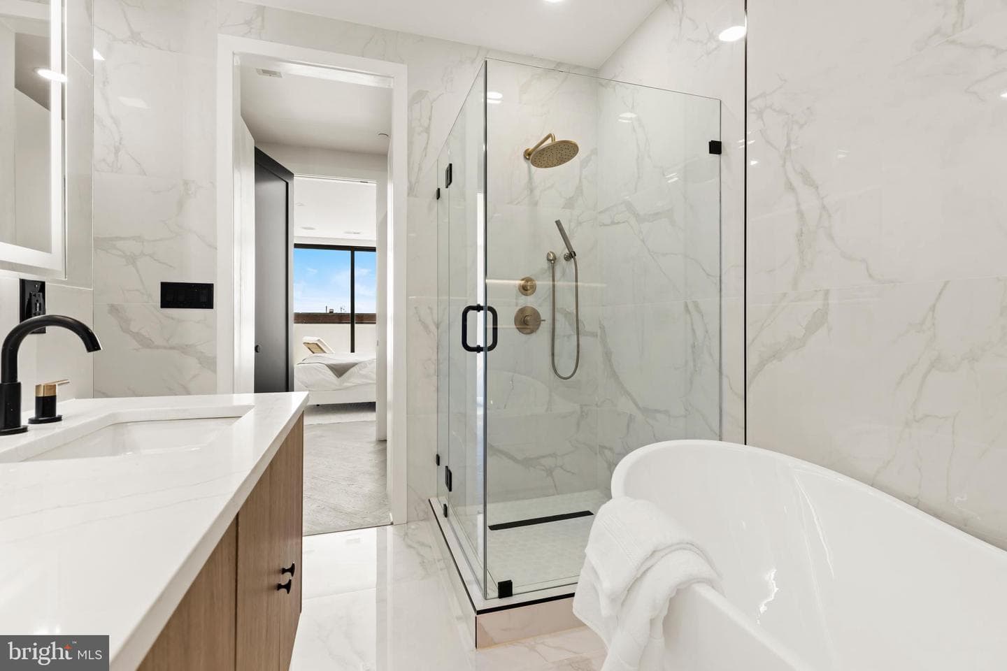 733 Euclid Street NW #303 photo 37