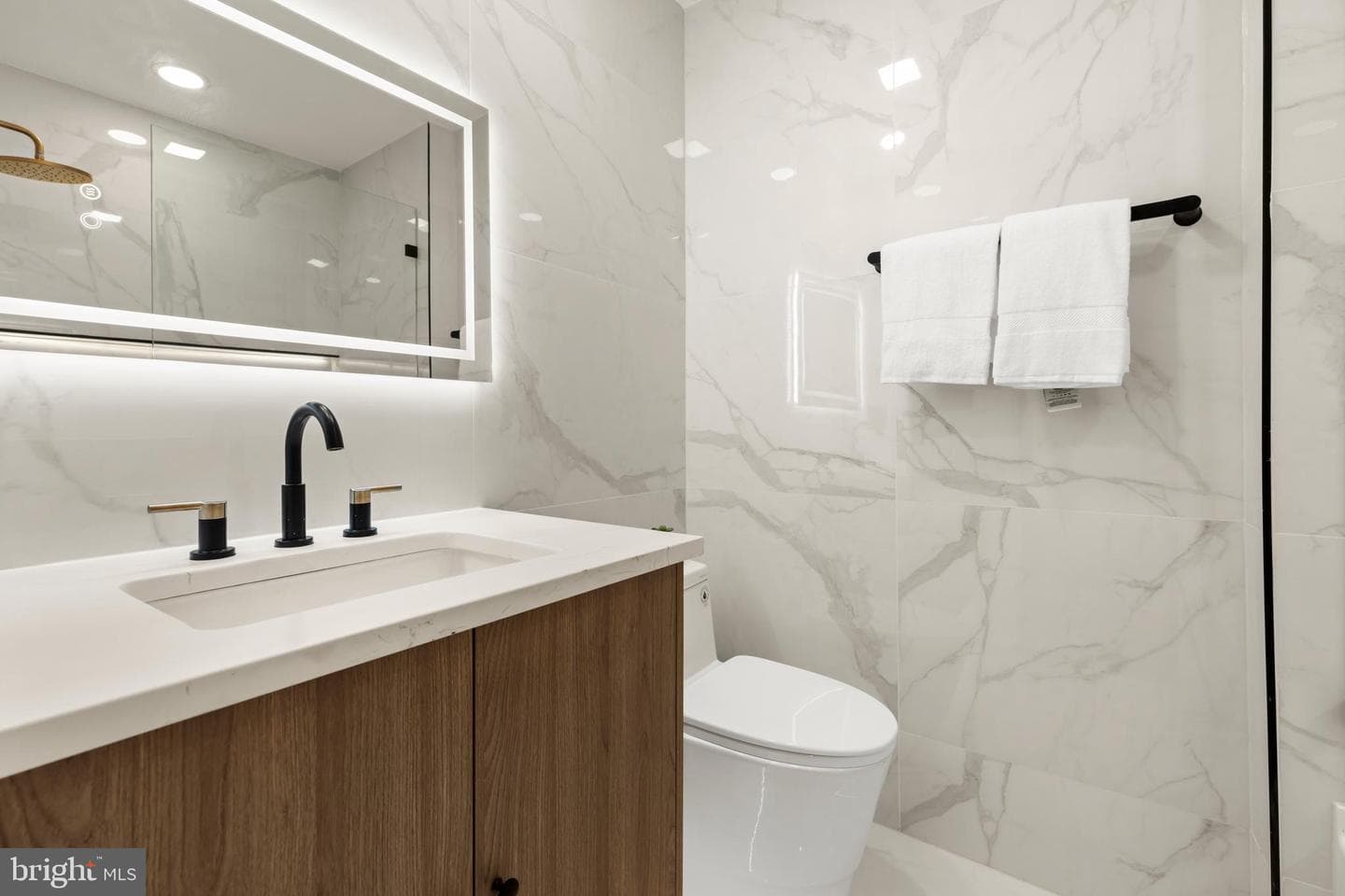 733 Euclid Street NW #303 photo 39