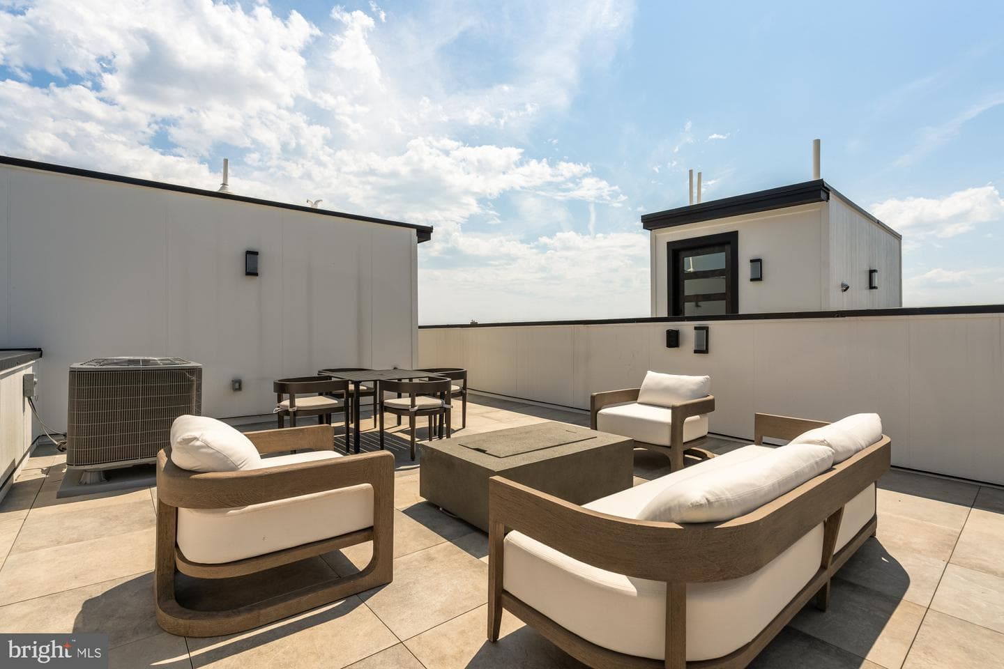 733 Euclid Street NW #303 photo 53