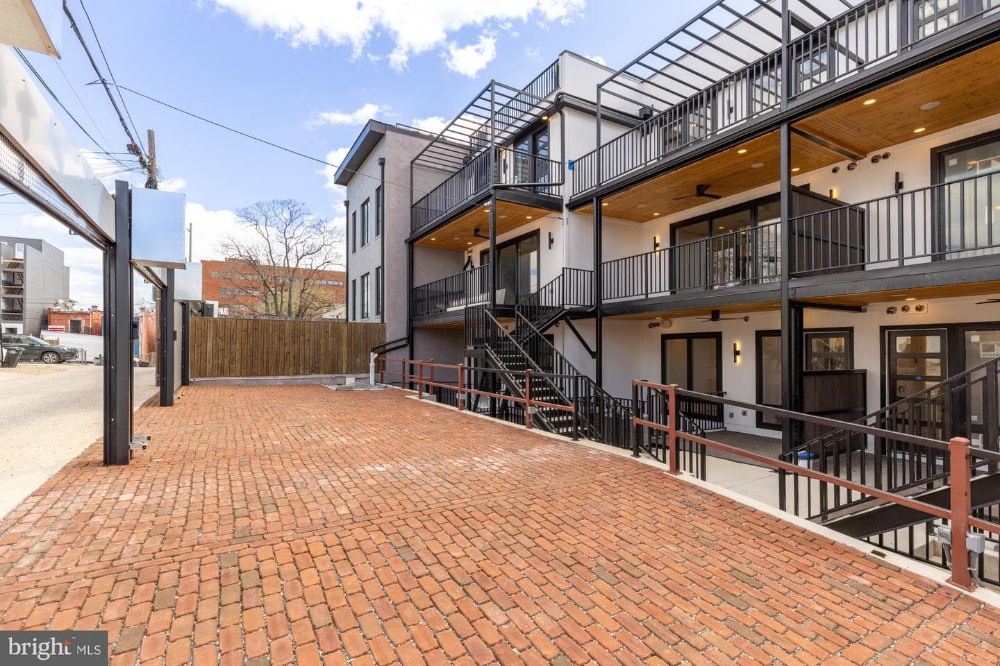 733 Euclid Street NW #303 photo 56