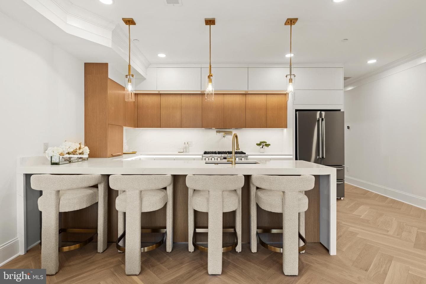 733 Euclid Street NW #303 photo 8