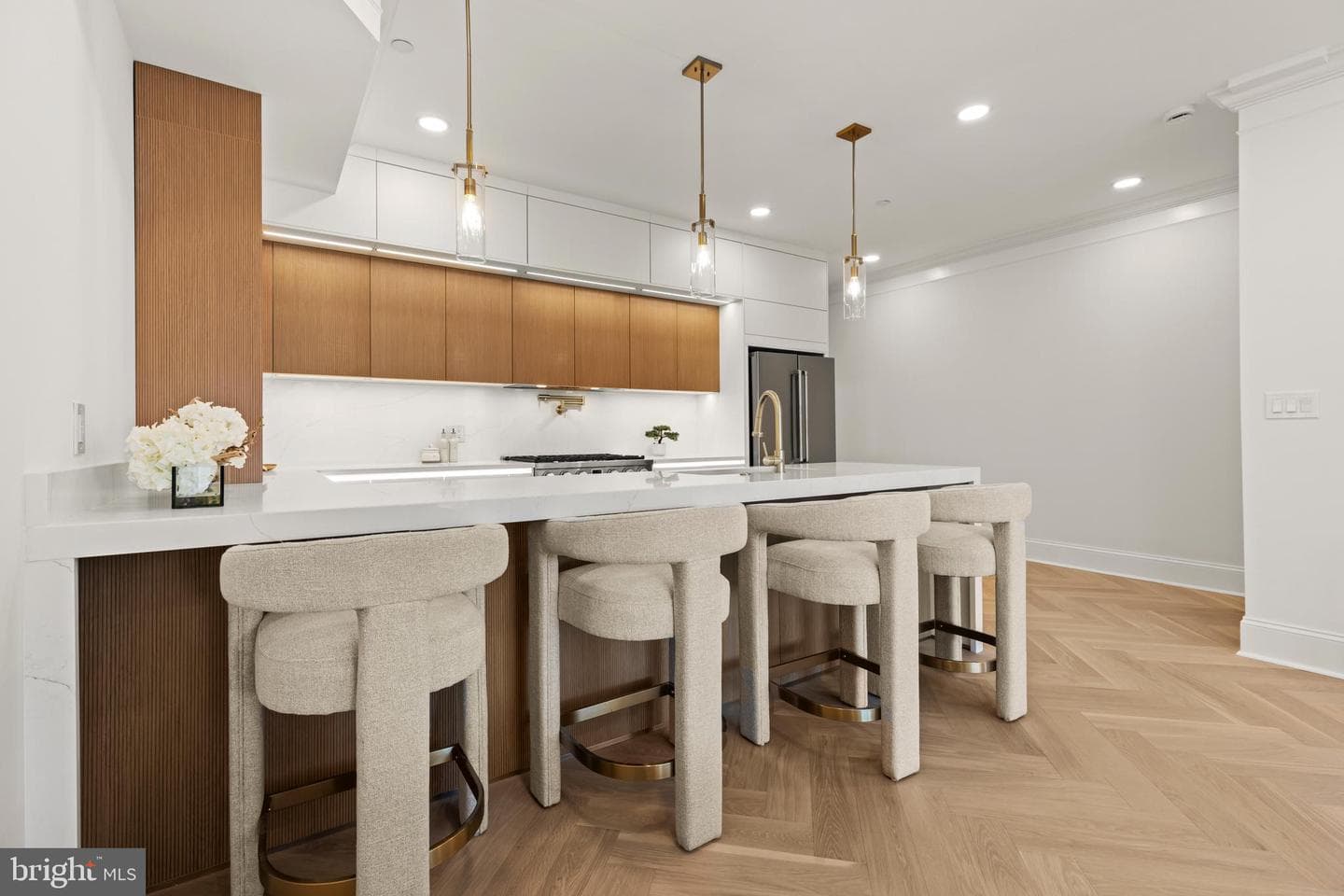 733 Euclid Street NW #303 photo 9
