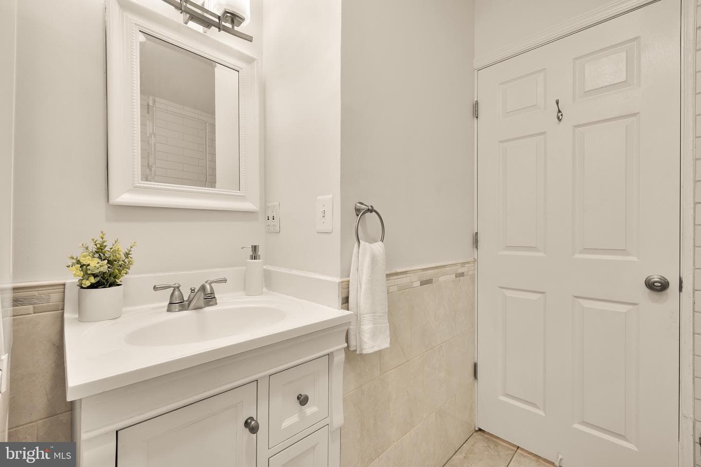 1616 Webster Street NW photo 56