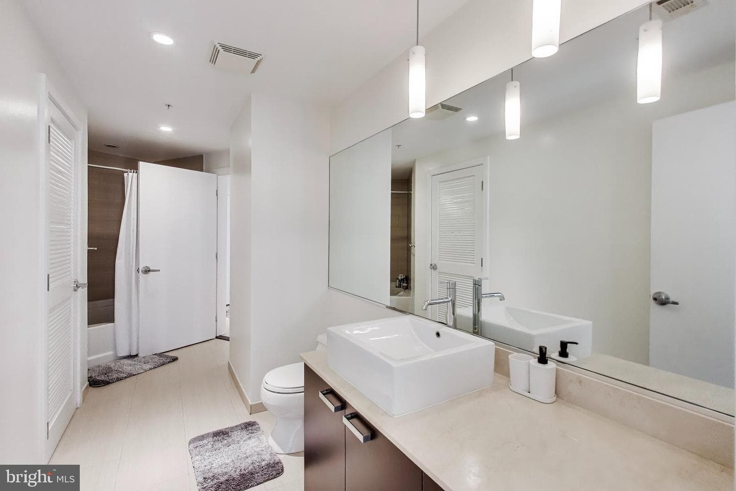 1010 Massachusetts Avenue NW #805 photo 14