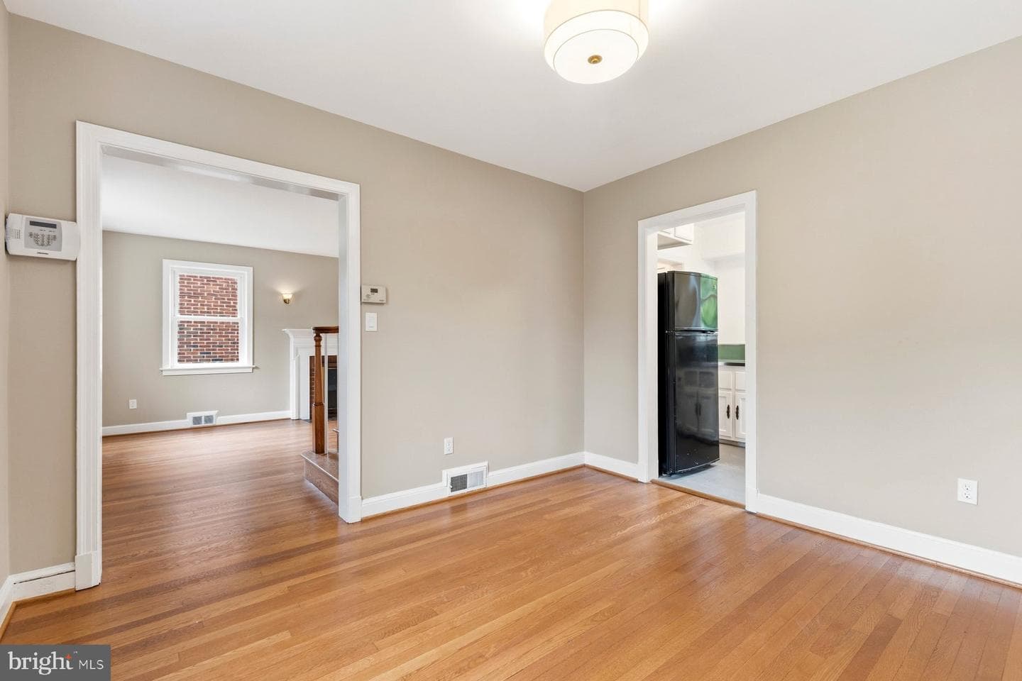 4308 19th Place NE photo 8