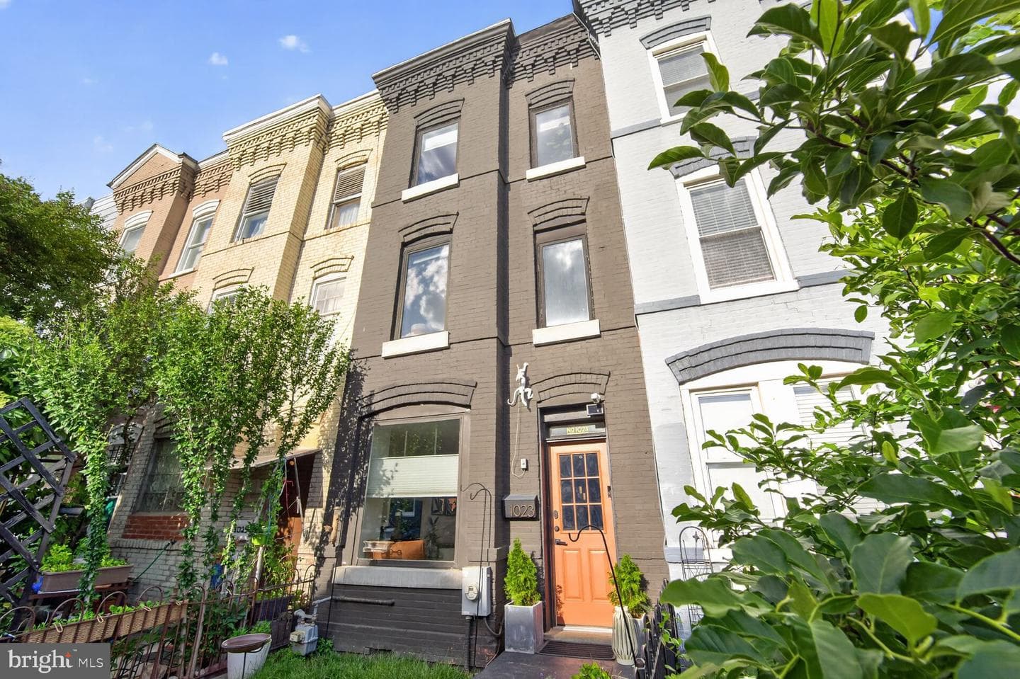 1023 6th Street NE photo 1