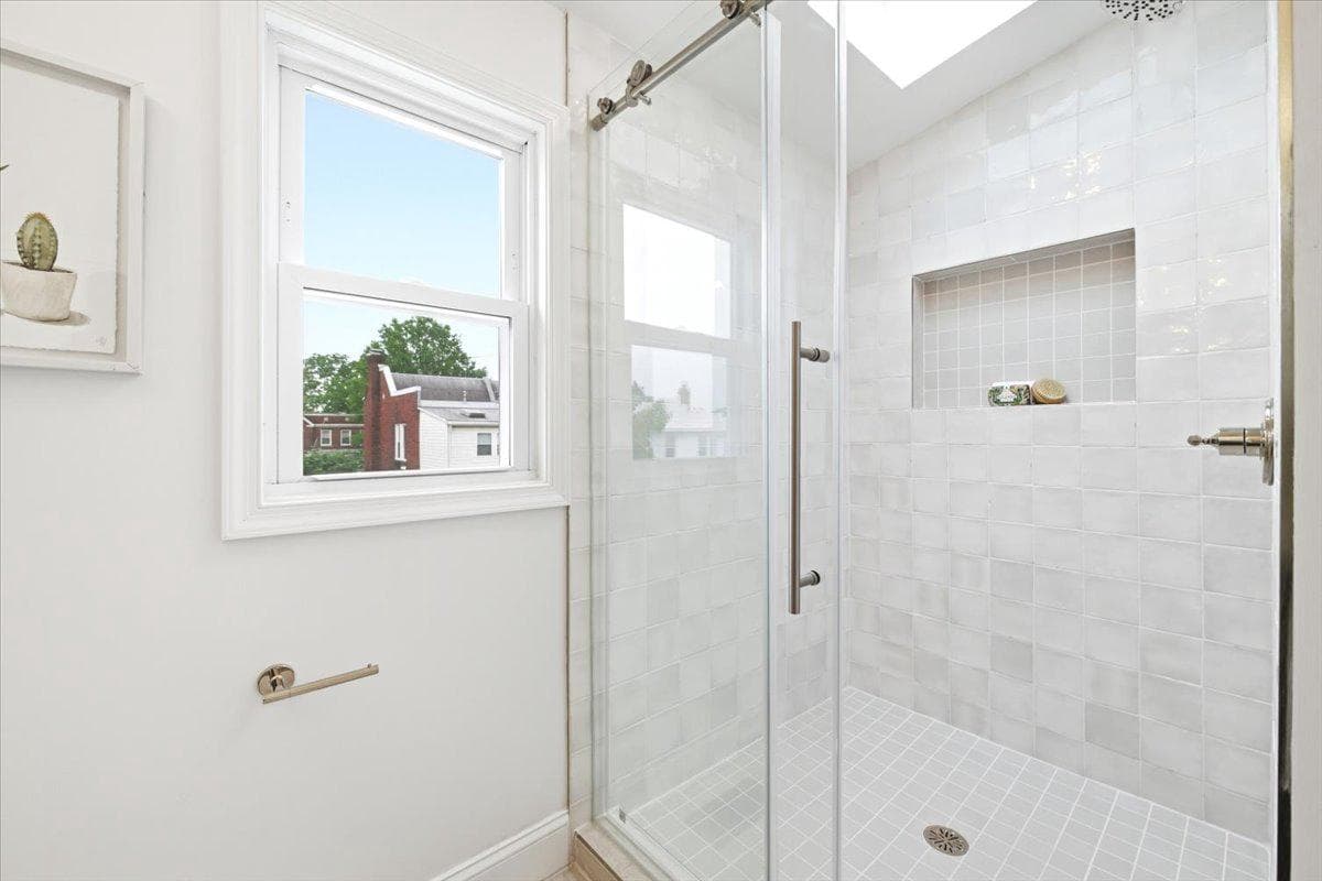 416 Oneida Place NW photo 28