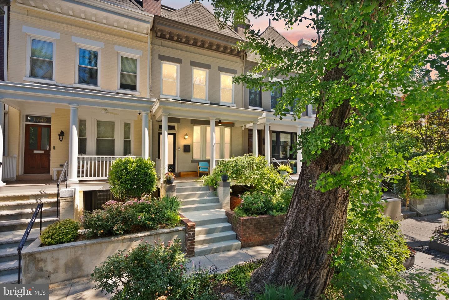 1747 Swann Street NW photo 37