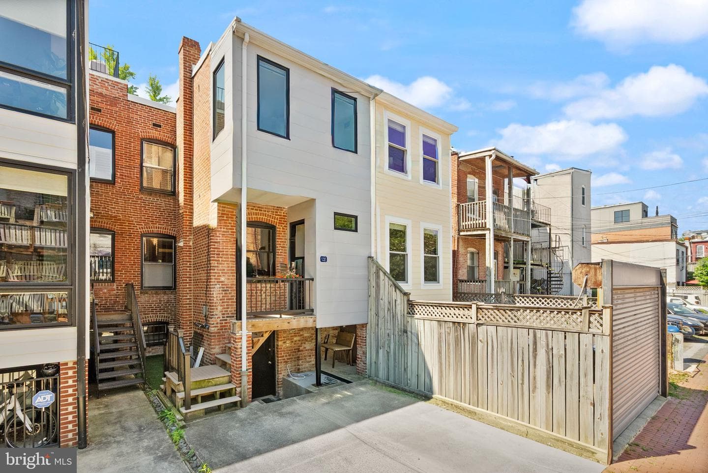 1747 Swann Street NW photo 39