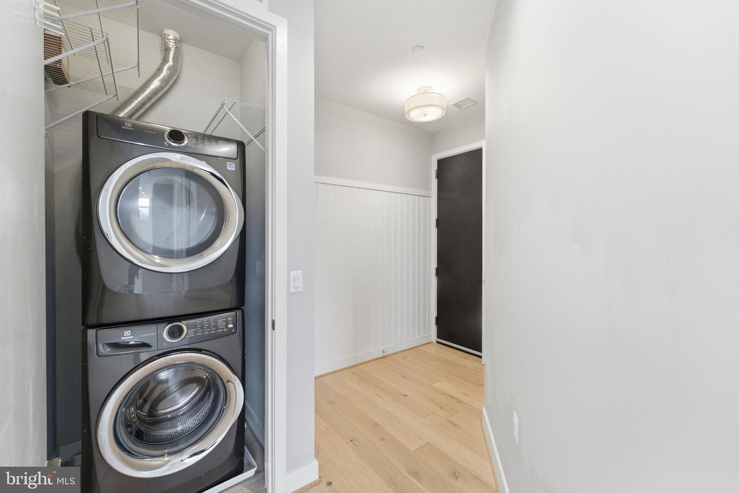 646 H Street NE #304 photo 22