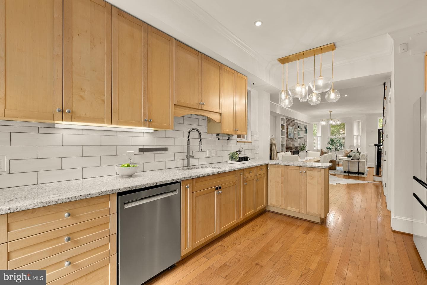 502 12th Street NE photo 11