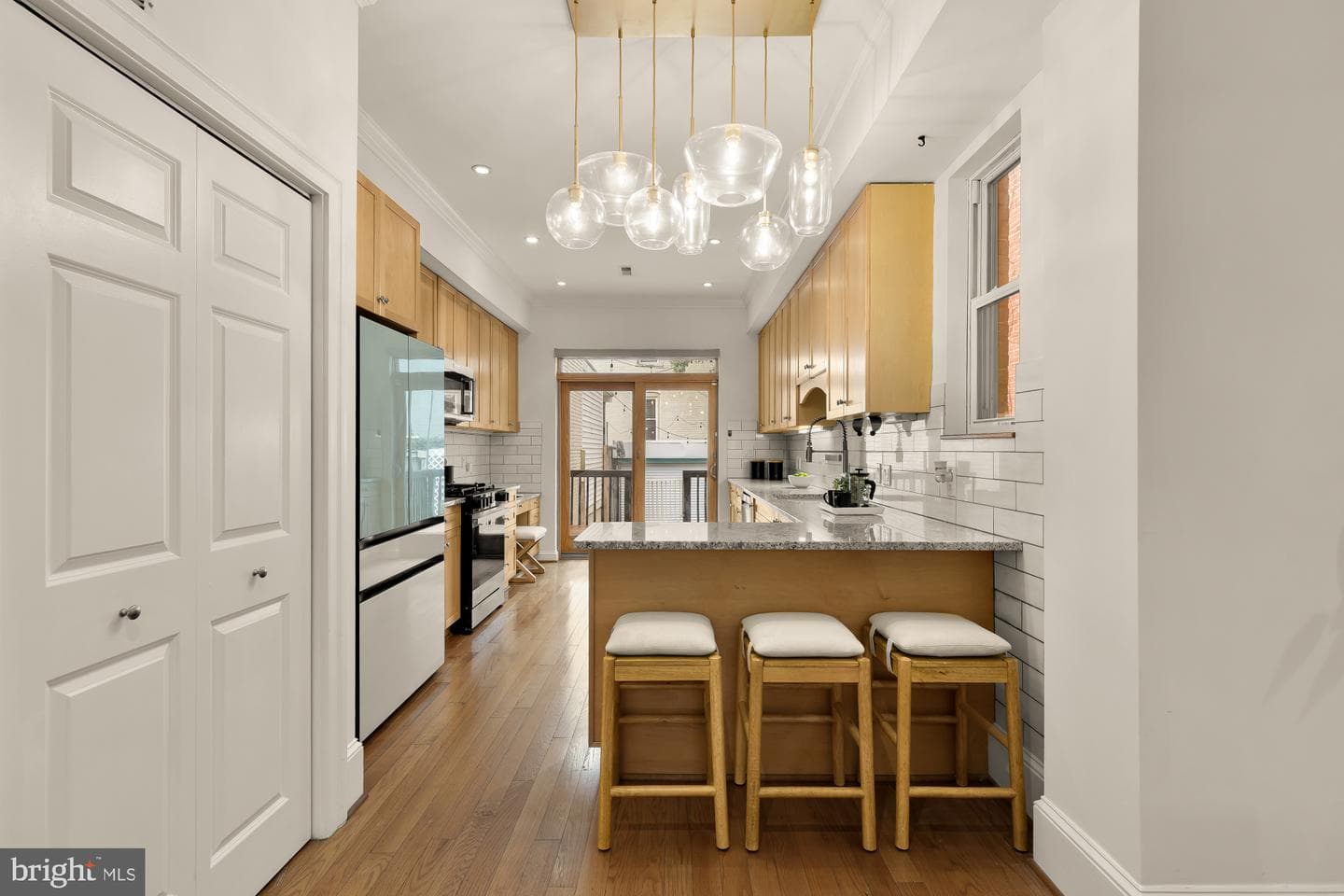 502 12th Street NE photo 8