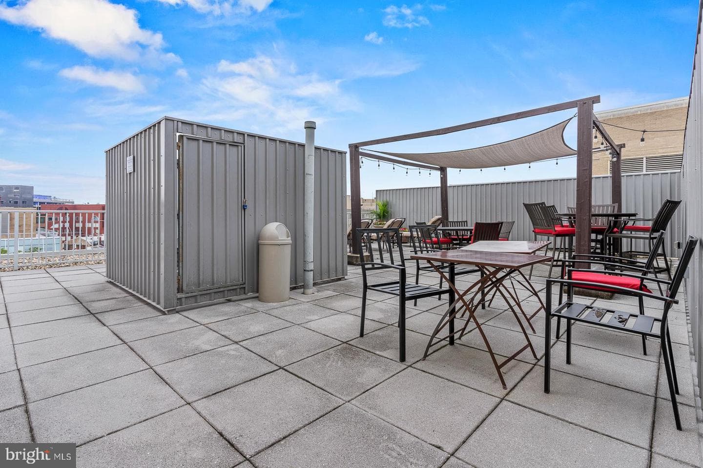 1711 Massachusetts Avenue NW #628 photo 29