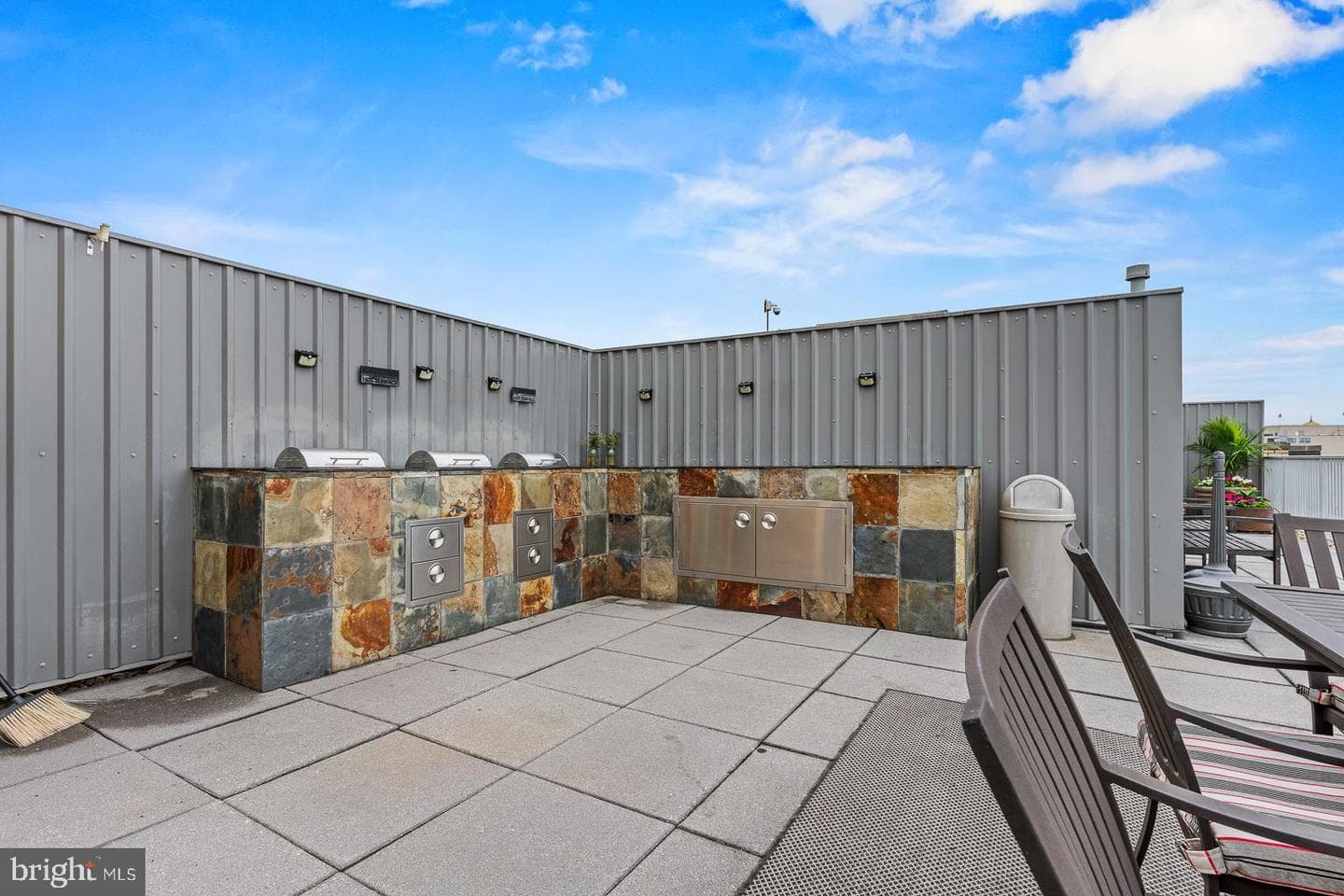 1711 Massachusetts Avenue NW #628 photo 31