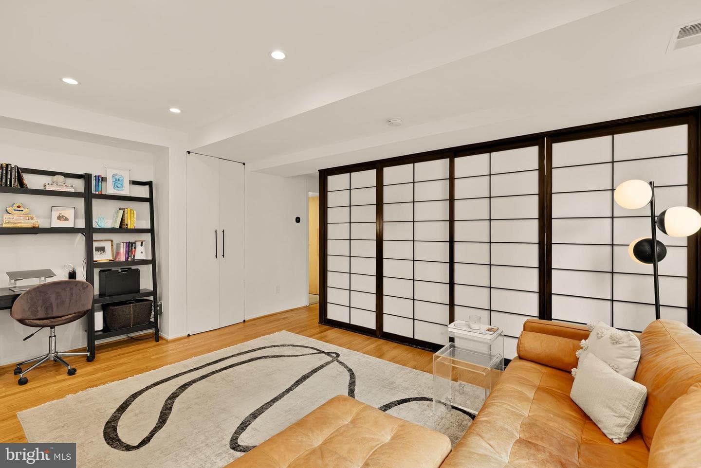 2370 Champlain Street NW #21 photo 12