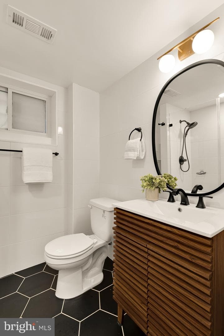 1408 Sheridan Street NW photo 37