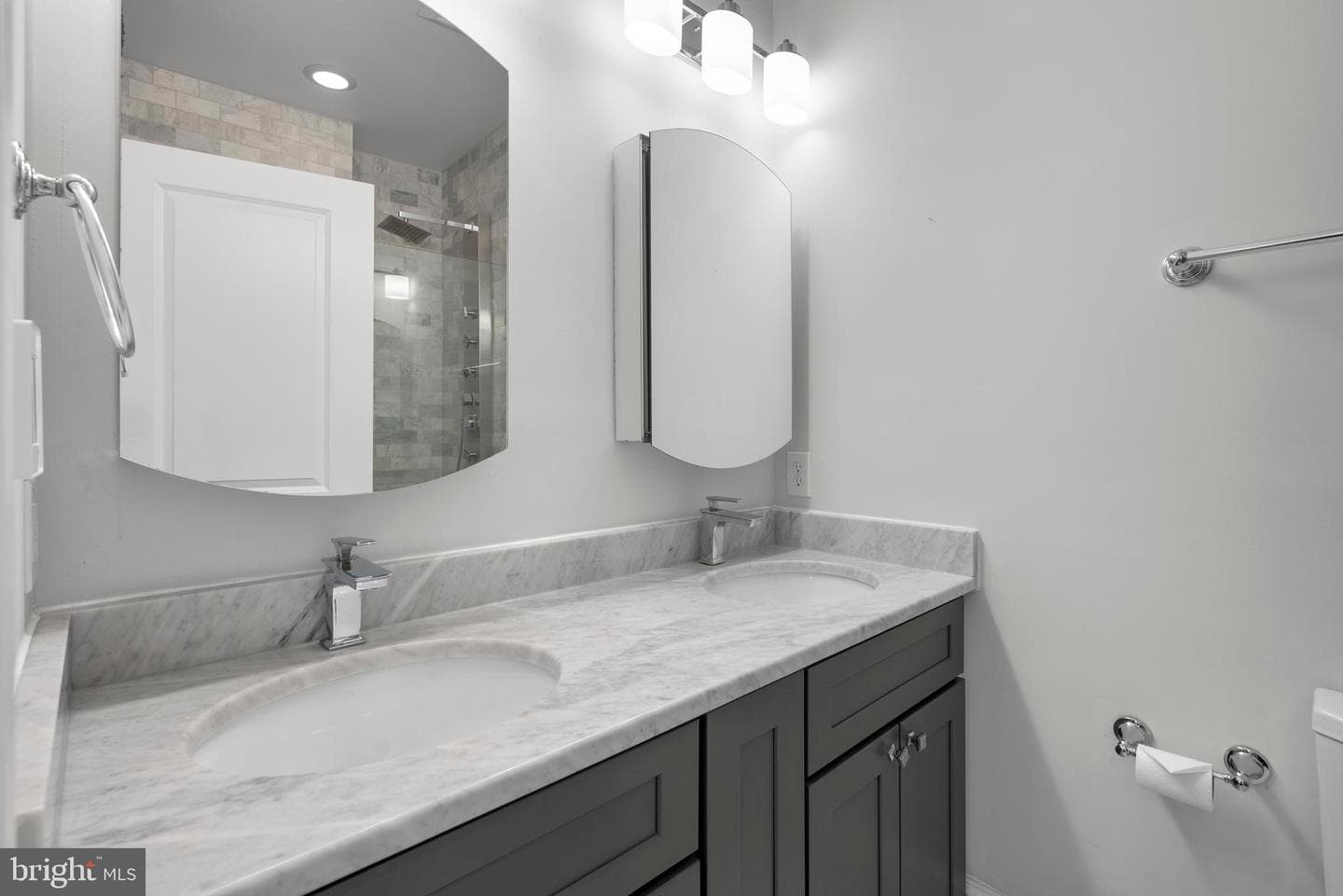 3322 Prospect Street NW photo 18