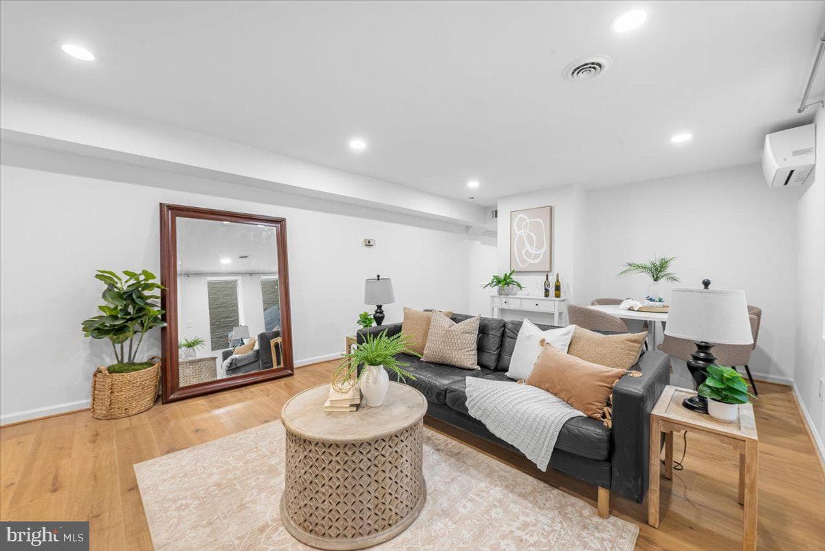 1338 Vermont Avenue NW #2 photo 3