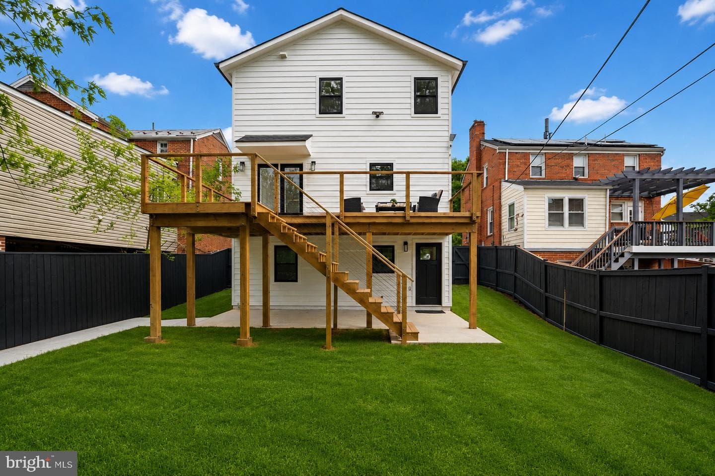 2831 Otis Street NE photo 68