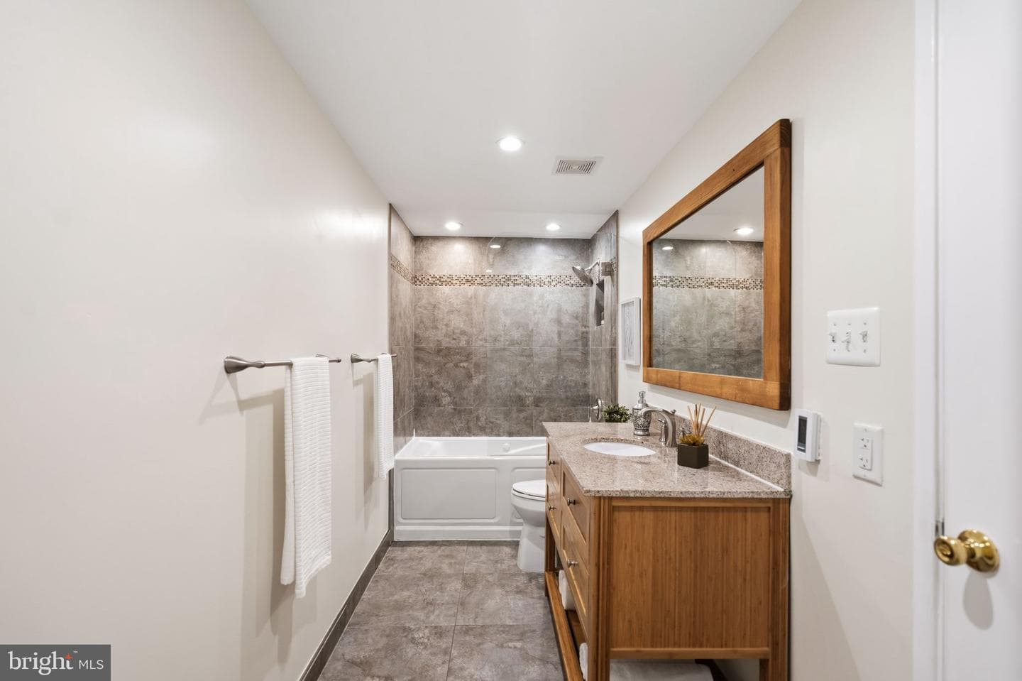 3225 Grace Street NW #226 photo 25