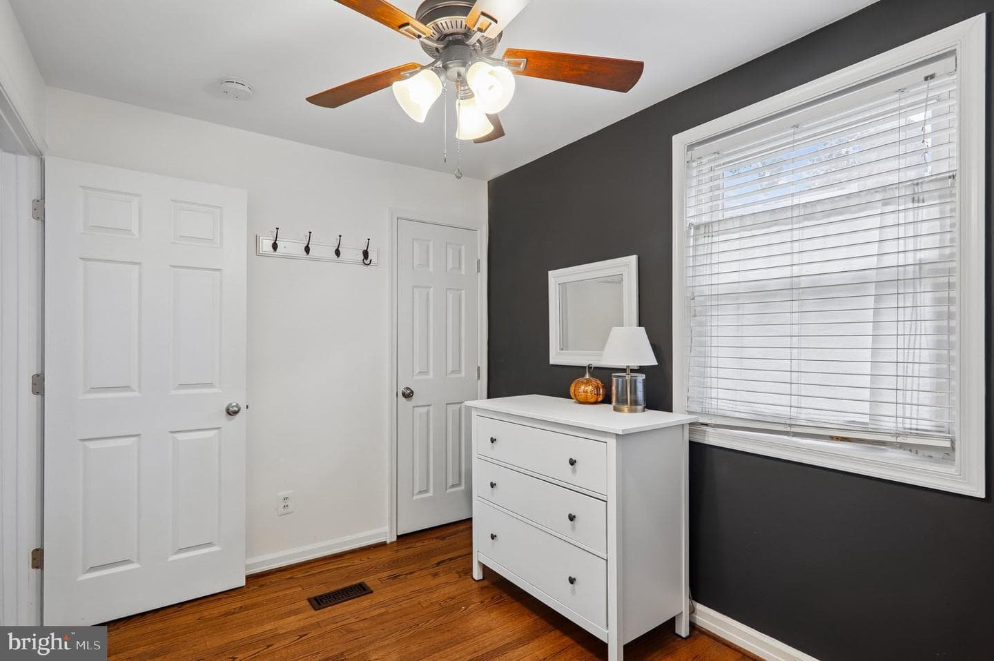 3103 Walnut Street NE photo 30