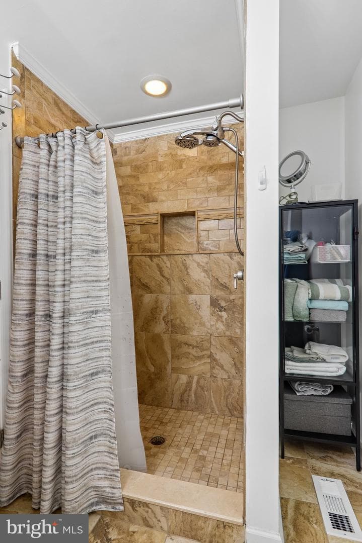 3103 Walnut Street NE photo 35