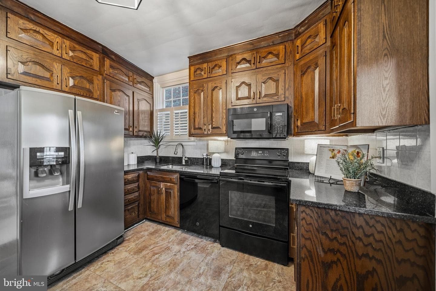 1328 Juniper Street NW photo 21