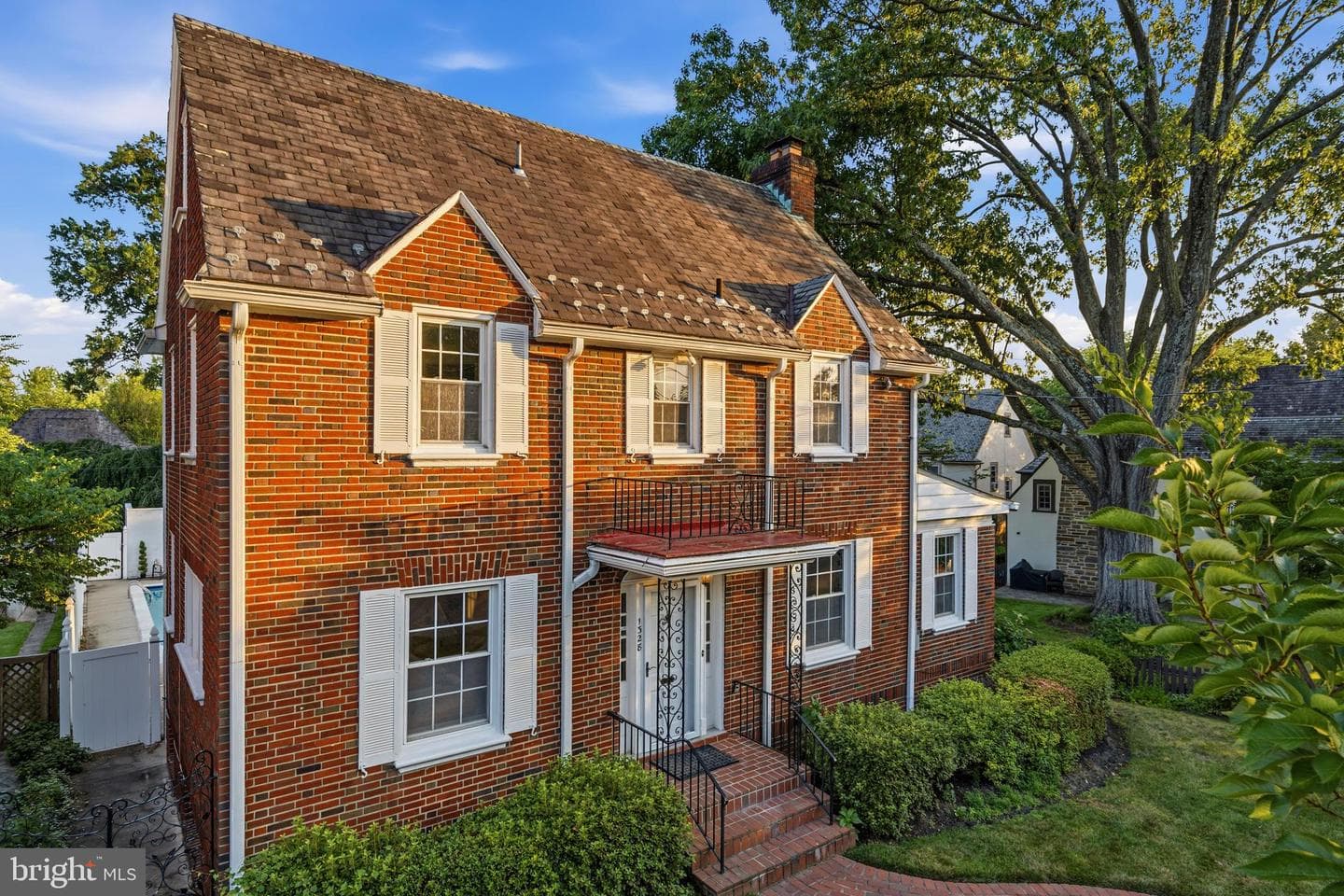 1328 Juniper Street NW photo 4