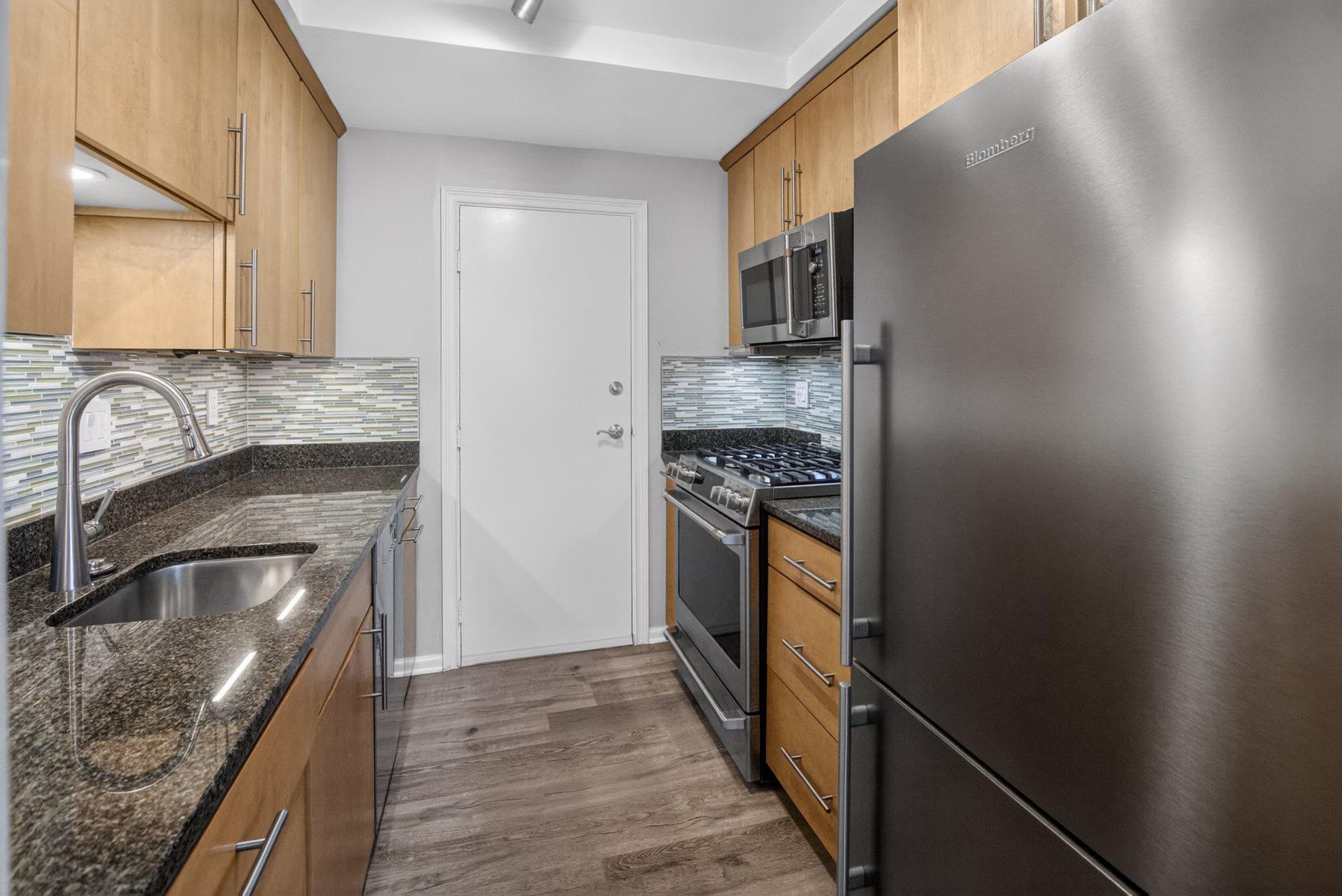 3900 Tunlaw Road NW #304 photo 10