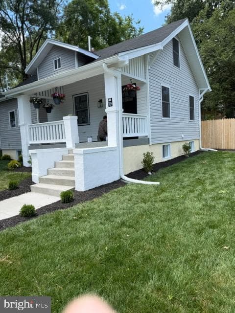 1004 Shepherd Street NE photo 4