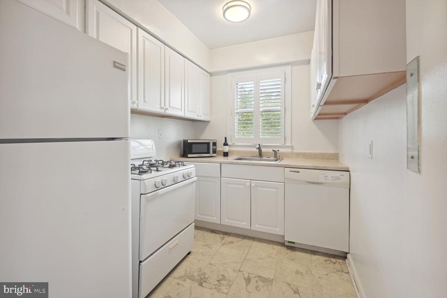 2500 Q Street NW #504 photo 9