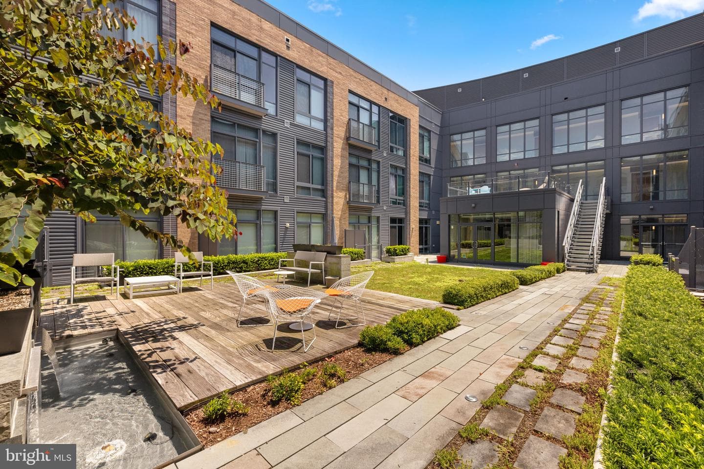 525 Water Street SW #431 photo 32