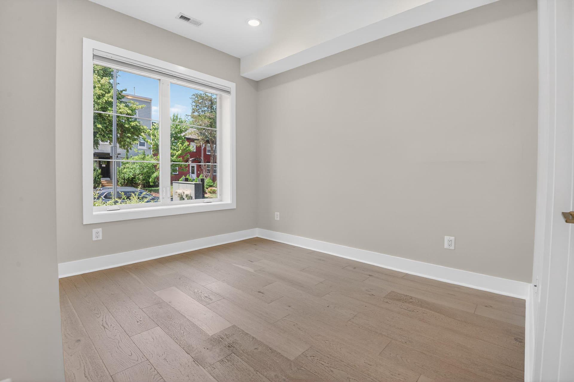 217 20th Street NE #2 photo 13