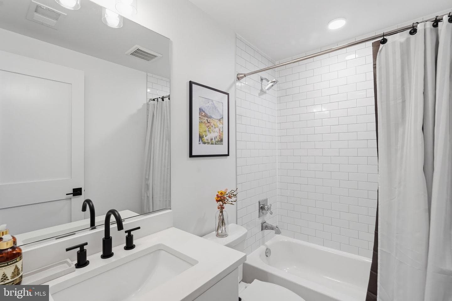 1369 Parkwood Place NW #3 photo 14