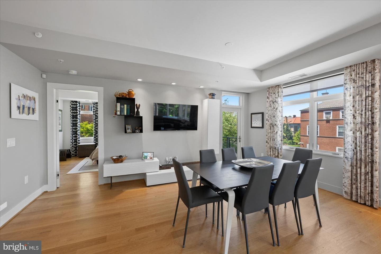 2225 California Street NW #402 photo 14