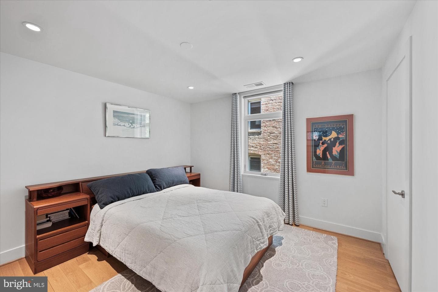 2225 California Street NW #402 photo 26