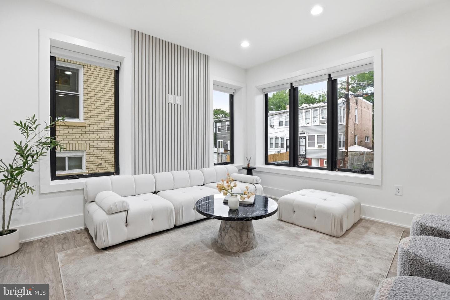 1140 Oates Street NE #101 photo 6