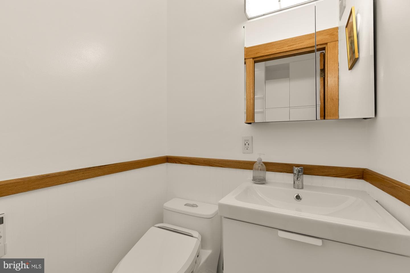 3446 Oakwood Terrace NW photo 27