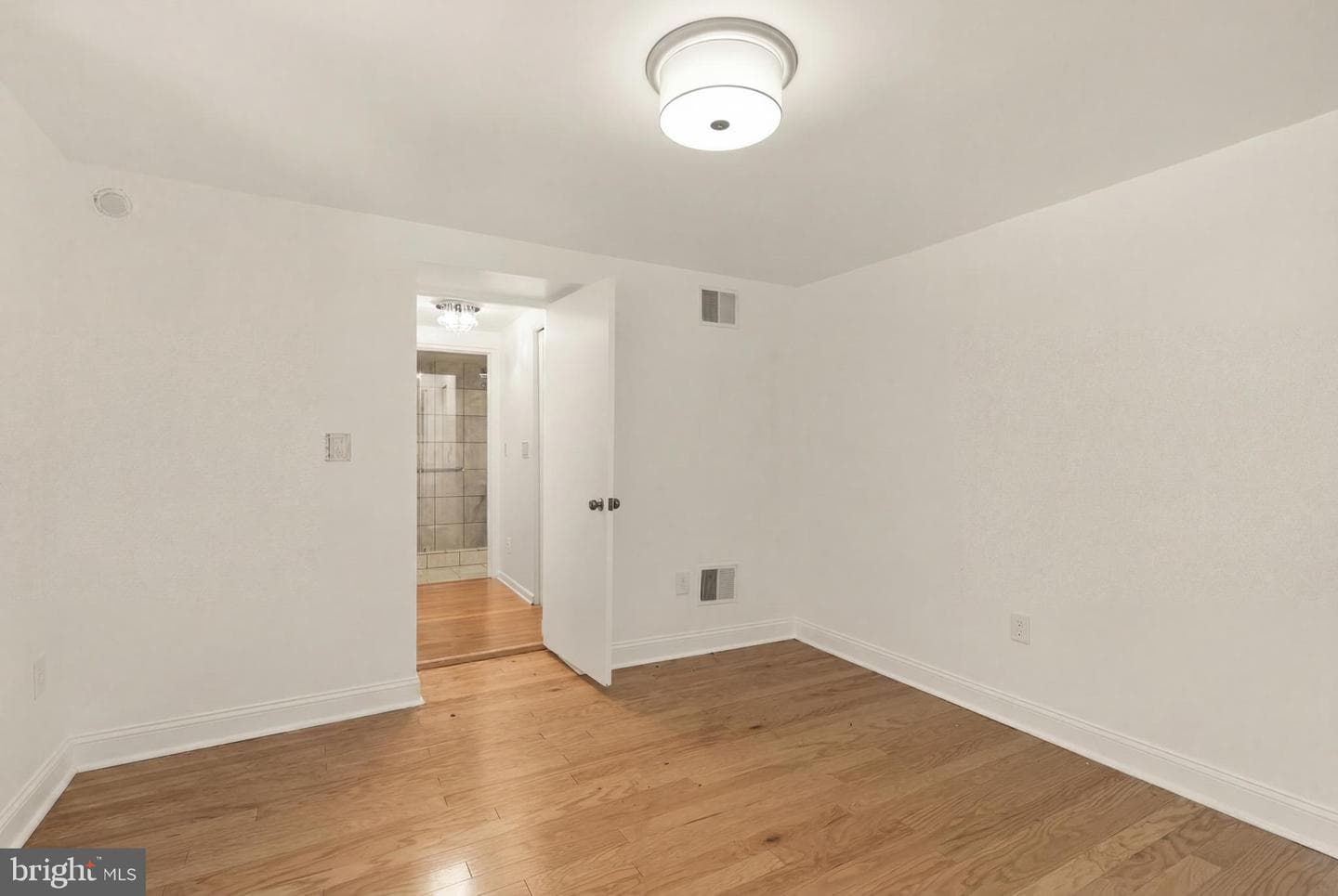 3446 Oakwood Terrace NW photo 71