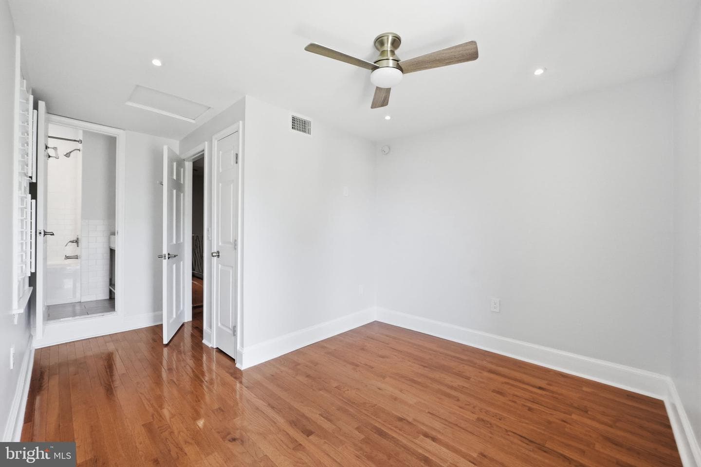 1430 Swann Street NW photo 22