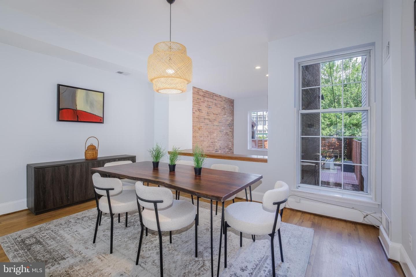 629 5th Street NE photo 9