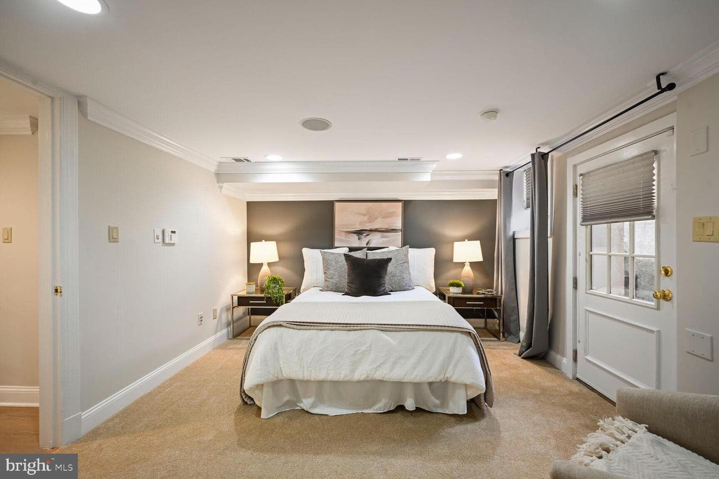 1832 Calvert Street NW #1 photo 17
