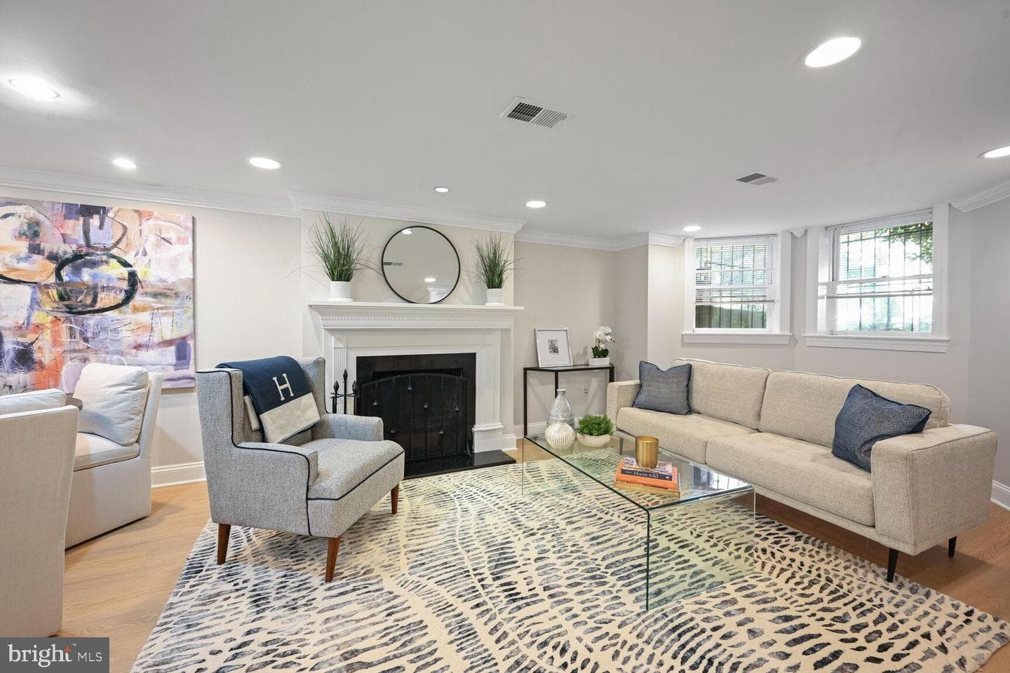1832 Calvert Street NW #1 photo 5