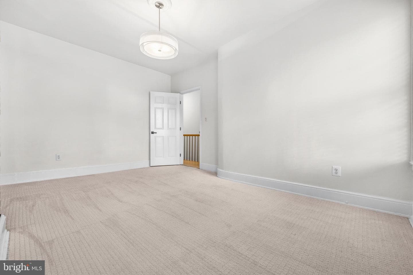 1905 New Hampshire Avenue NW photo 28